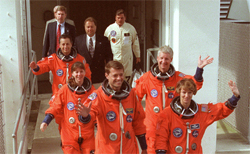 sts-93 astronauts